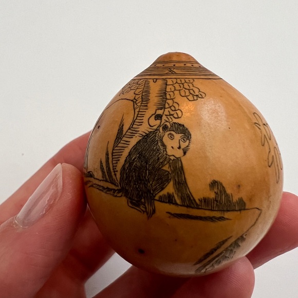 Antique lanzou carved etched gourd Chinese Zodiac year of Monkey folk art - Picture 4 of 13